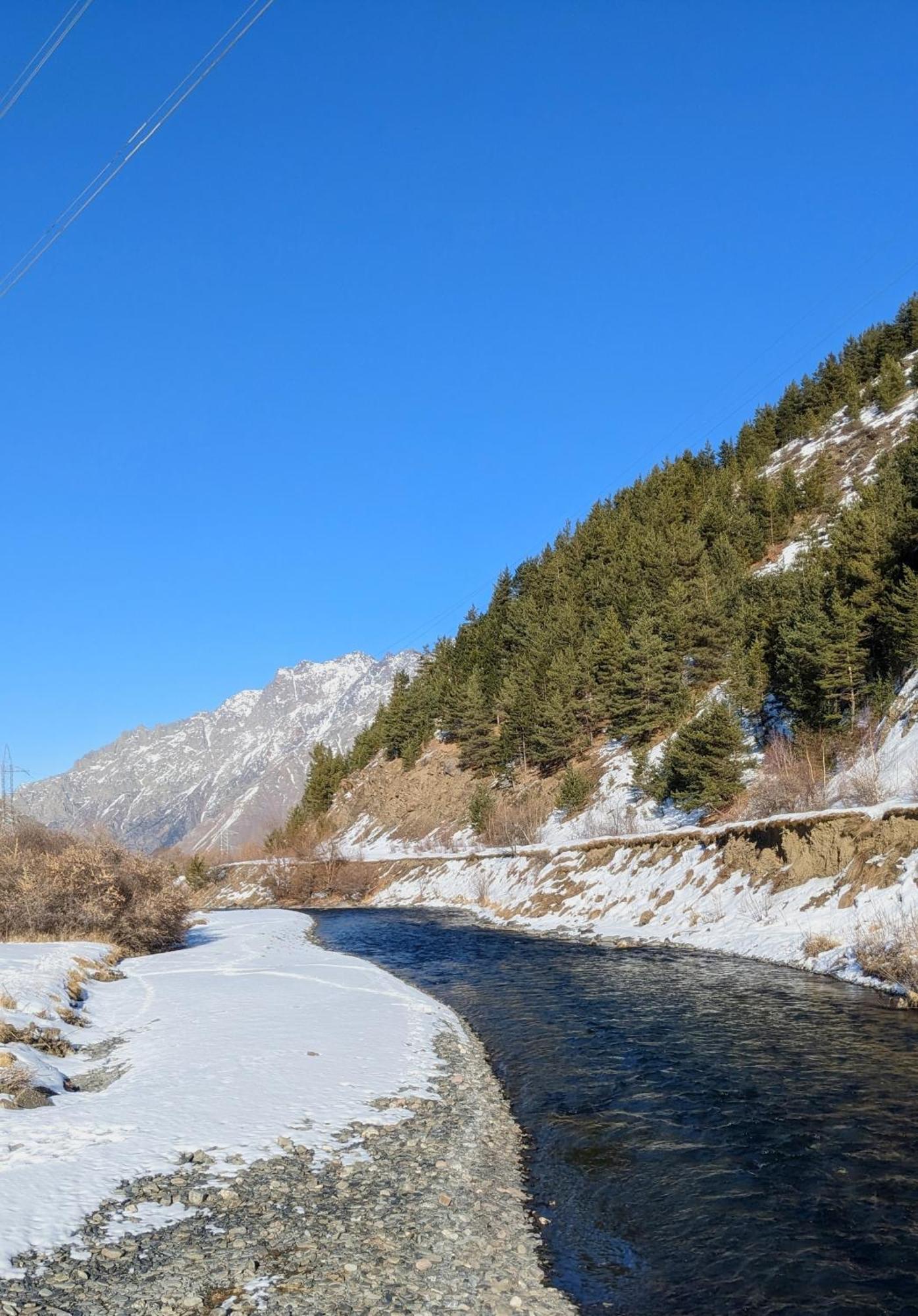 ホテル Agre Kazbegi Achkhoti エクステリア 写真